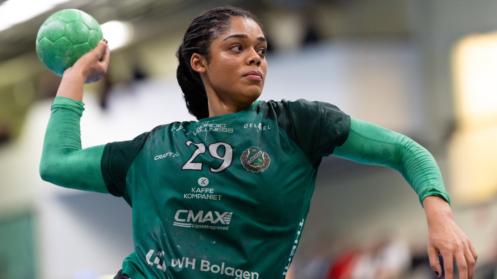 Önnered Upsets Undefeated Sävehof in Handball League Showdown